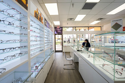 Optical Plus, Hialeah