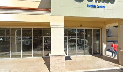 Dr. Lina M Cardona, Hialeah