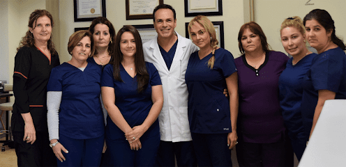 Advanced Eye Center: Rodrigo Belalcazar, MD, Hialeah