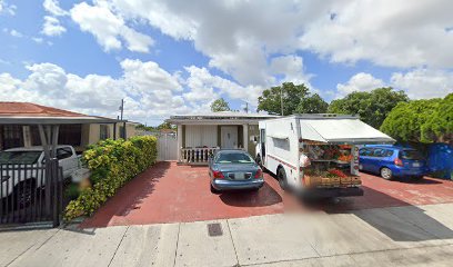 Fabrica de cosméticos, Hialeah