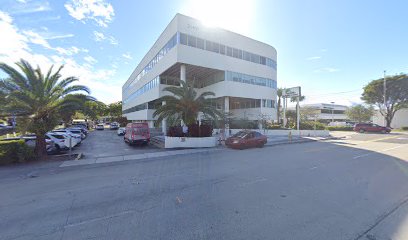 Arnulfo Mansur, M.D., Hialeah