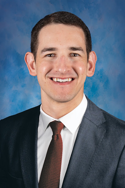Alexander D Vara MD